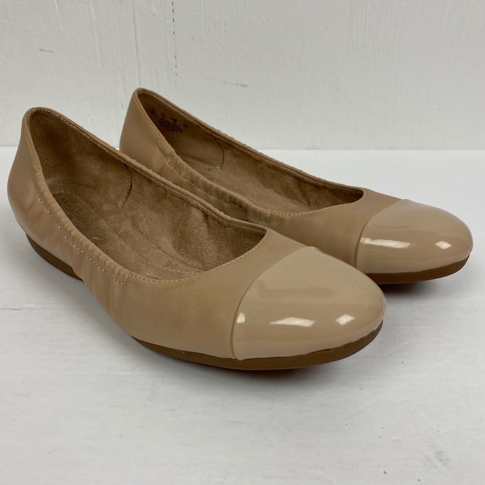 Naturalizer N5 Comfort Tan Ballet Flats